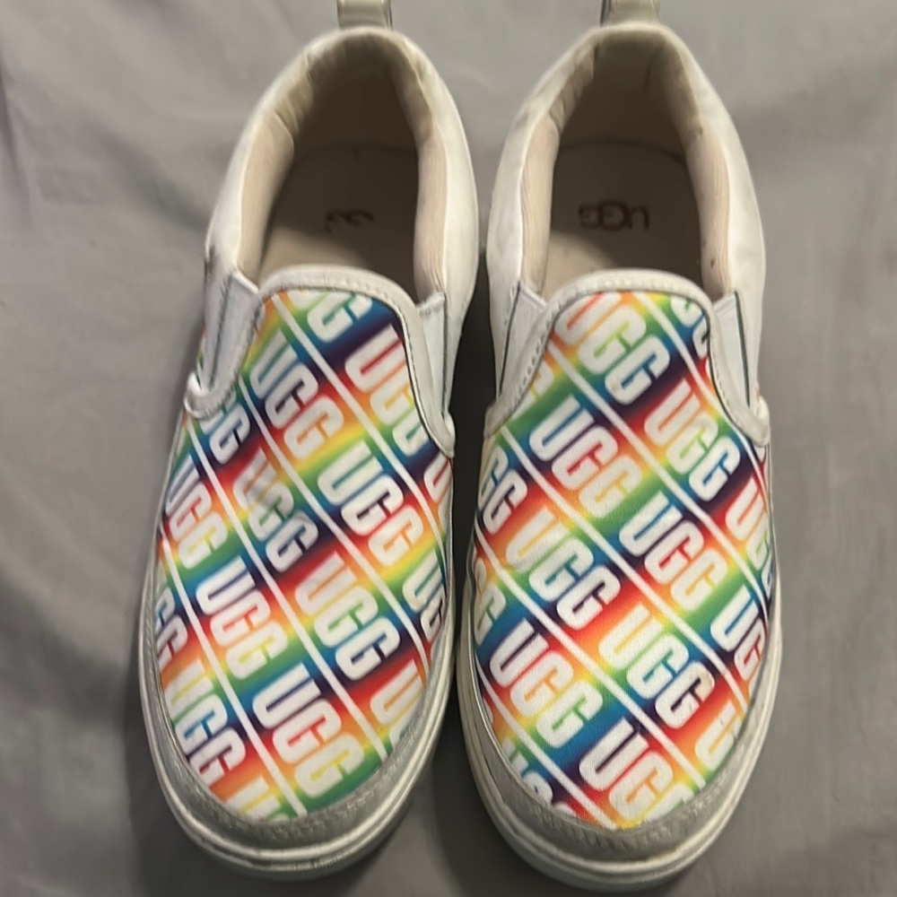 UGG Red and Orange Sneakers Vibrant Casual Style